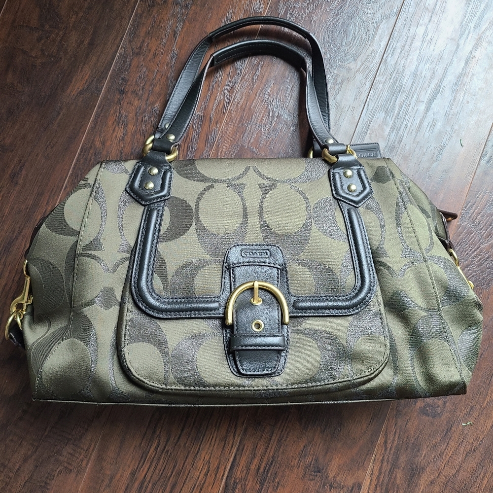 Coach shoulder bag